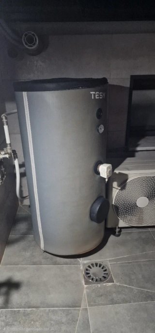 OPORTUNIDAD! Depósito Interacumulador Tesy 200 l.
