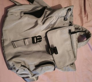 Mochila Antirrobo Gris