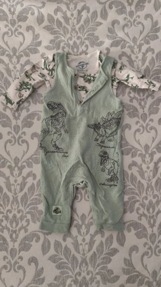 Conjunto Jurassic World 3-6 meses