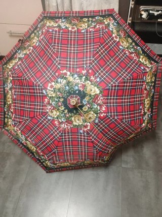 Paraguas Estampado Flores y Cuadros