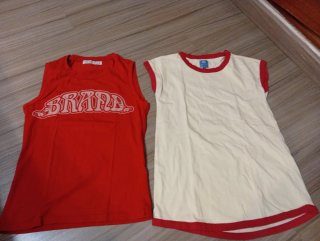 Set de 2 camisetas