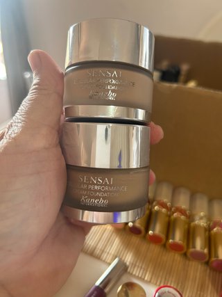 Lote liquidacion de expositor cosmeticos alta gama