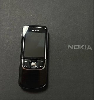 Nokia 8600 Luna