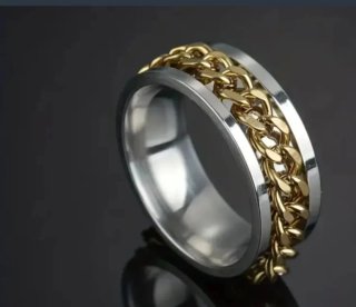 Anillo de hombre con cadena