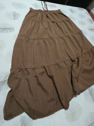Falda larga