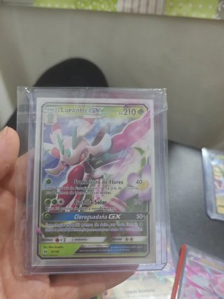 Carta Pokémon Lurantis GX