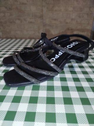 Sandalias Gioseppo Negras