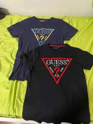 2 Camisetas Guess Talla xs