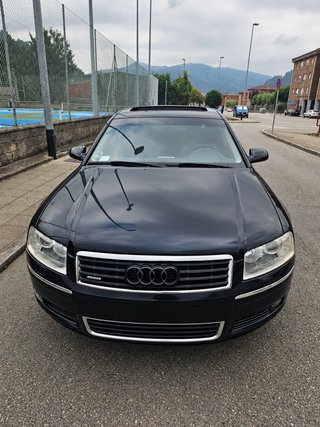 Audi A8 2004