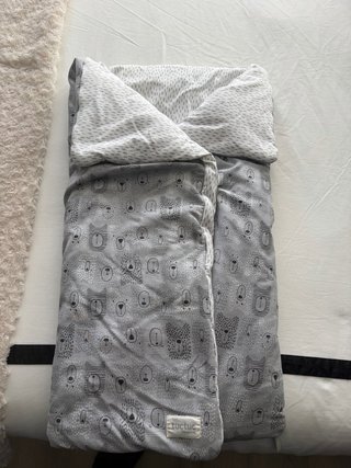 Saco de dormir para bebé Tuc Tuc gris estampado