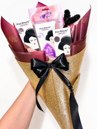 Ramo de Maquillaje y Cuidado Personal