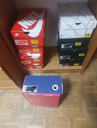 Lote de 10 Cajas de Zapatillas Nike Jordan