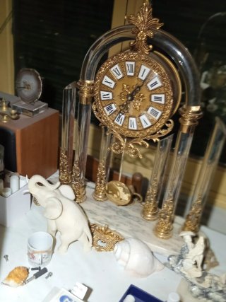 Reloj de Sobremesa SONERIA con Péndulo