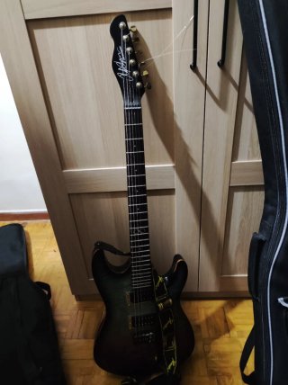 Guitarra Barítona y Bajo Activo