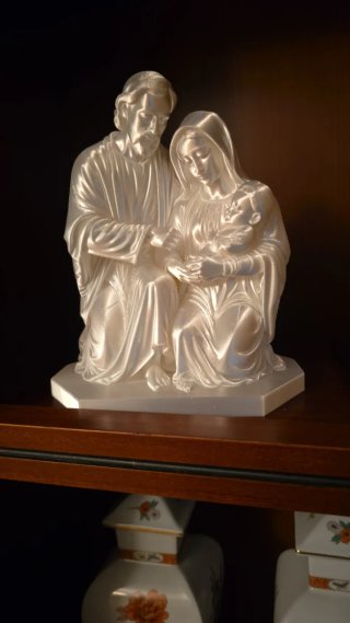 Figura Sagrada Familia Impresa en 3D