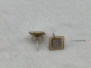 pendientes oro 18k con piedra