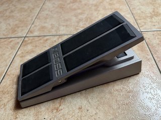 Boss FV-500L – Pedal de volumen y expresión