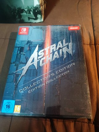 Astral Chain Collector's Edition (Switch)