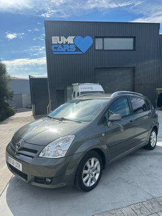 Toyota Corolla 2006 7 plazas