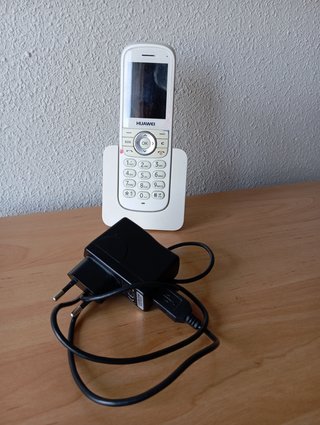 HUAWEI ROTO PARA PIEZAS TELÉFONO FIJO/MÓVIL ETS3.