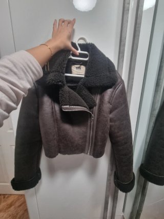Chaqueta Stradivarius Efecto Piel Talla XS
