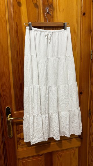 Falda larga blanca