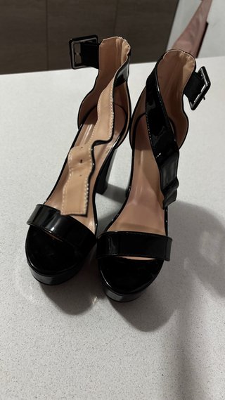 Sandalias de tacón negras