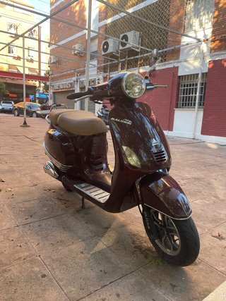 Scooter RL-50 itv asta octubre 2027.