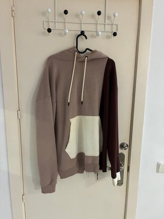 Sudadera con capucha tricolor
