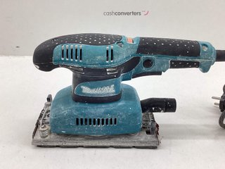 lijadora orbital makita bo3711