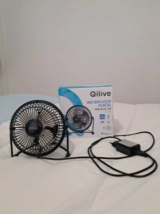 Mini Ventilador Qilive Metálico Negro