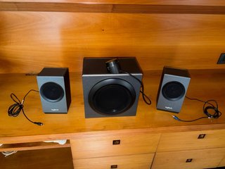 Altavoces 2.1 Logitech Z337 Bluetooth