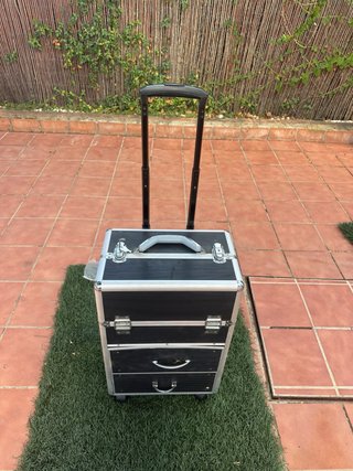 Maletín de Maquillaje con Ruedas