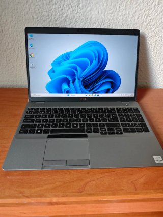 Portátil Dell i5 Gen 10 24GB 512GB SSD 15” FHD