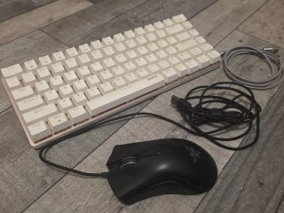 Razer Deathadder Elite e Tastiera AJAZZ