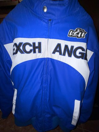 Chaqueta Impermeable Azul y Blanca
