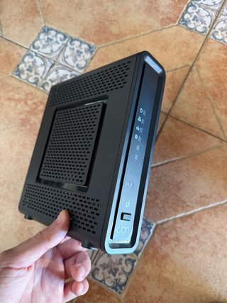 Router CBN modello CG6640E DOCSIS 3.0