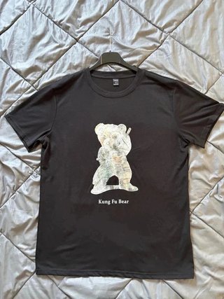Camiseta negra Shein Kung Fu Bear talla S