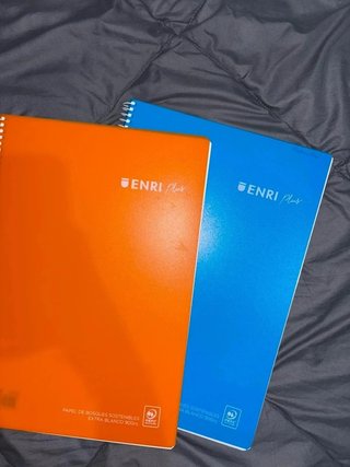 2 libretas ENRI Plus A4 naranja y azul