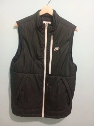 Chaleco Nike Negro Therma-FIT