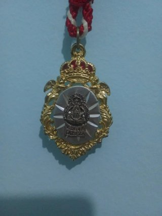 Medalla Virgen de la Cabeza con cordón.