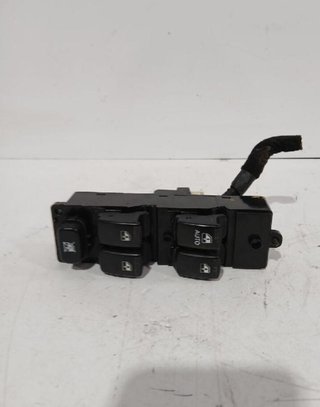 Kia 163911 621w10070 mando elevalunas del izq rio