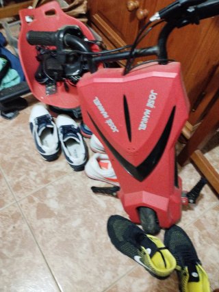 Patinete de 3 ruedas rojo
