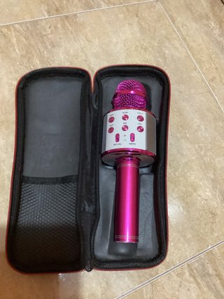 Micrófono de Karaoke Rosa con Estuche