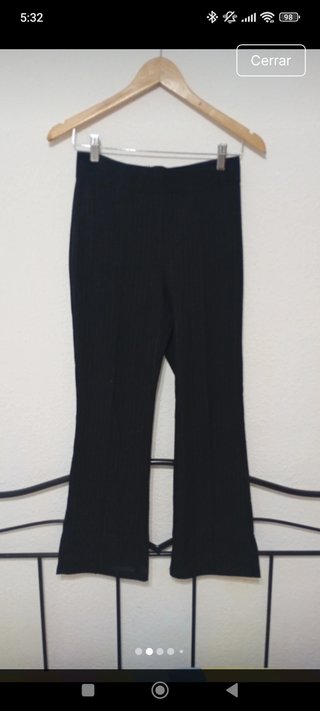 Pantalón negro Zara
