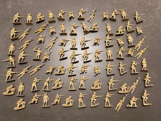 Lotto 80 soldatini giapponesi Airfix anni 70
