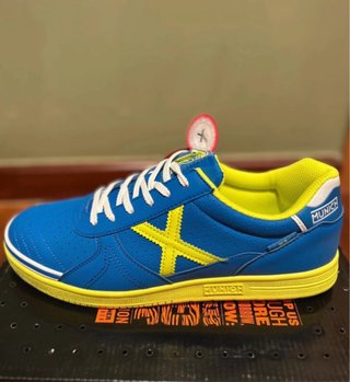 LOTE zapatillas Munich Fútbol Sala talla 44