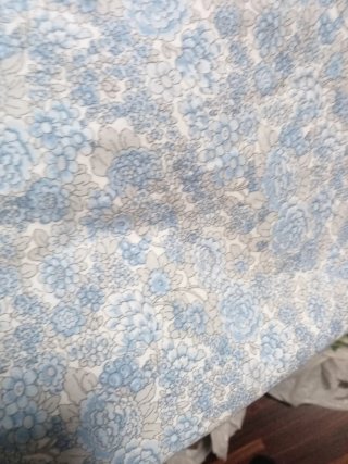 Retal de Tela Estampado Floral 140x156 cm