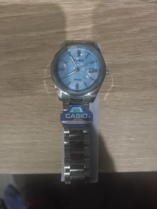 Reloj Casio LTP Esfera Azul