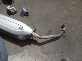 Escape para Piaggio MP3 125